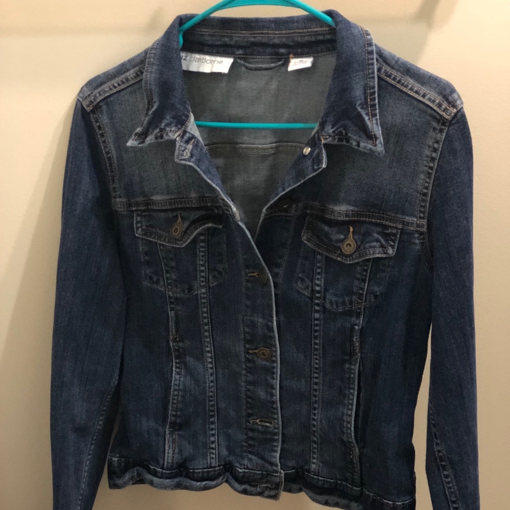 Jean Jacket size medium. Like new.